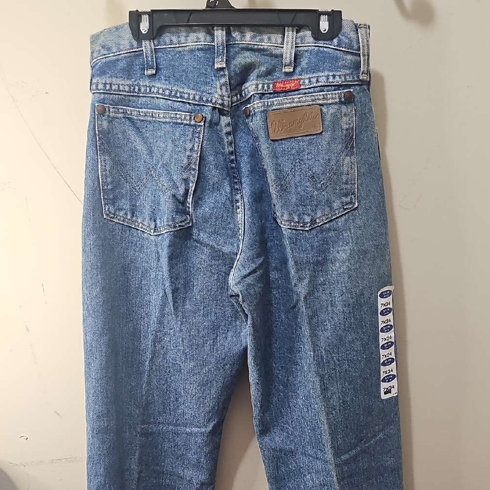 Wrangler Straight Leg Indigo Jeans